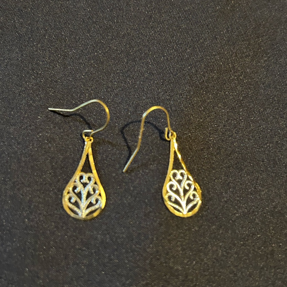 Gold earrings - Picture 3 of 11